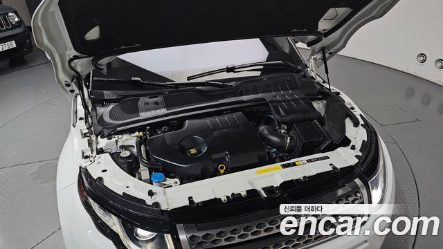 Land Rover Range Rover Evoque 2.0 TD4 HSE - фото 4