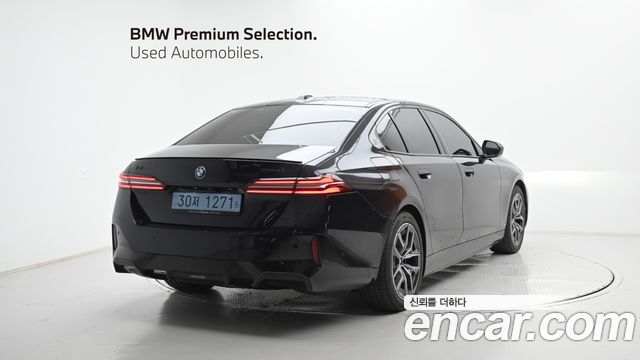 BMW i5 G60 eDrive 40 M Sport - фото 1