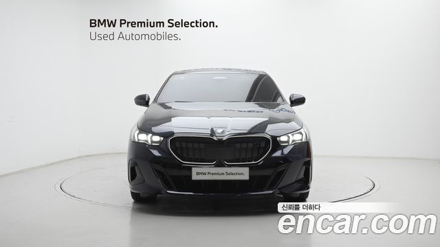 BMW i5 G60 eDrive 40 M Sport - фото 2