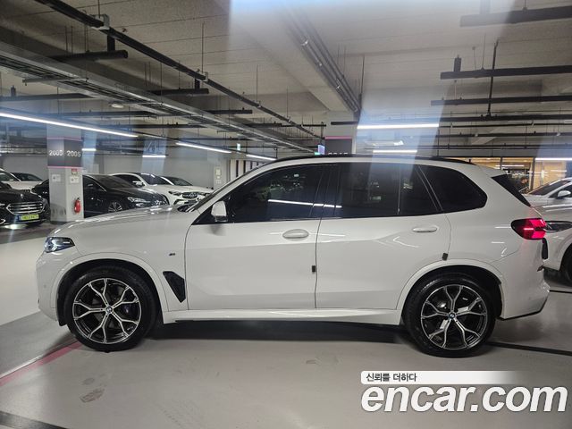 BMW X5 G05 xDrive 40i M Sport - фото 1