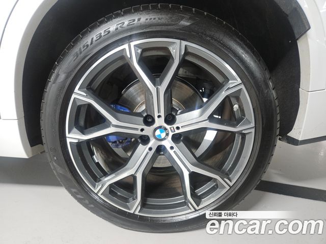 BMW X5 G05 xDrive 40i M Sport - фото 3