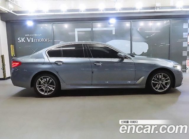 BMW 5 Series G30 530i M Sport Package Plus - фото 2