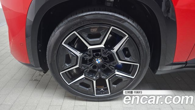 BMW XM G09 4.4 - фото 4