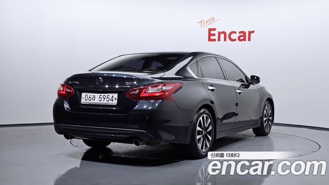 Nissan Altima 2.5 L33 - фото 1