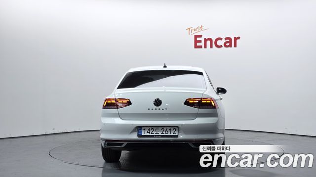 Volkswagen Passat B8 2.0 TDI Premium - фото 3