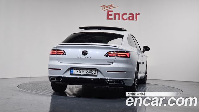Volkswagen Arteon 2.0 TDI R-LIINE 4Motion - фото 3