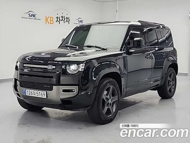 Land Rover Defender L663 110 P300 X-Dynamic SE - фото 0