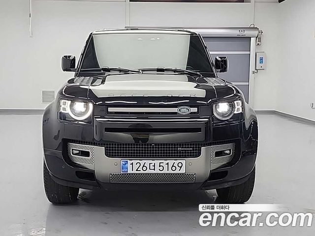 Land Rover Defender L663 110 P300 X-Dynamic SE - фото 1