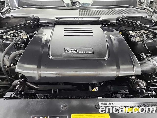 Land Rover Defender L663 110 P300 X-Dynamic SE - фото 4