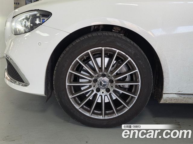 Mercedes-Benz E-Class W213 E250 Exclusive - фото 4