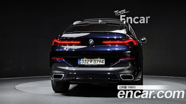 BMW X6 G06 xDrive40i M Sport - фото 3