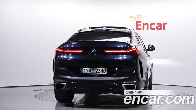 BMW X6 G06 xDrive40i M Sport - фото 3