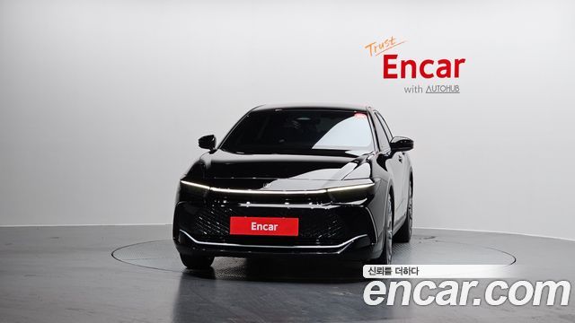 Toyota Crown 2.5 4WD Hybrid - фото 2
