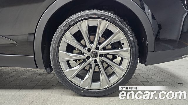 Toyota Crown 2.5 4WD Hybrid - фото 4