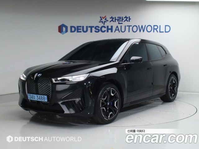 BMW iX xDrive50 Sports Plus - фото 0