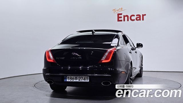 Jaguar XJ 3.0D XJ50 LWB X351 - фото 3