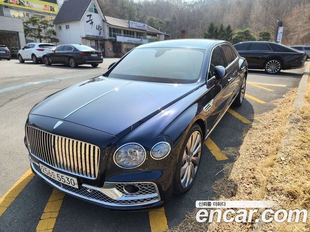Bentley Flying Spur 3-го поколения 4.0 - фото 0