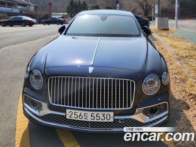 Bentley Flying Spur 3-го поколения 4.0 - фото 2