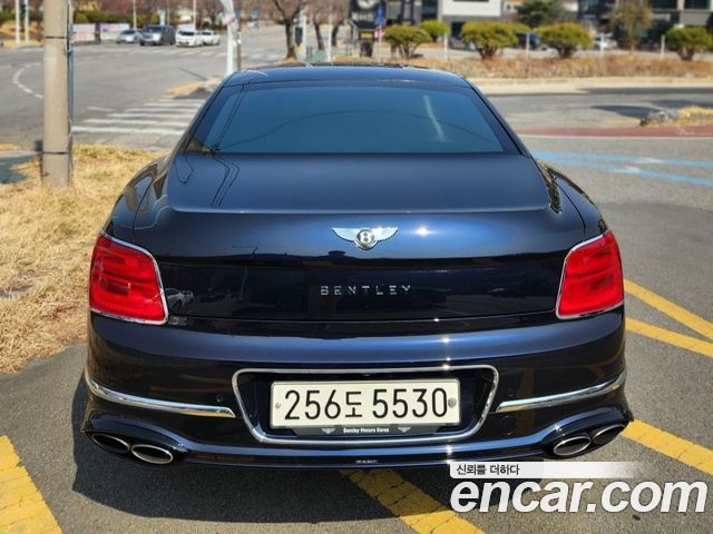 Bentley Flying Spur 3-го поколения 4.0 - фото 3