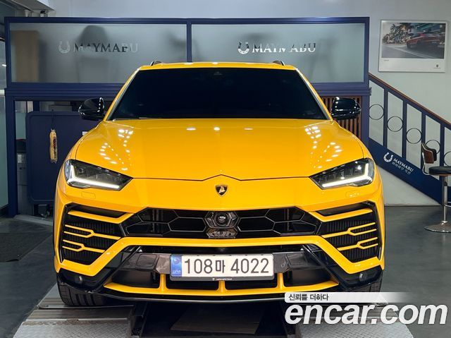 Lamborghini Urus 4.0 V8 - фото 0