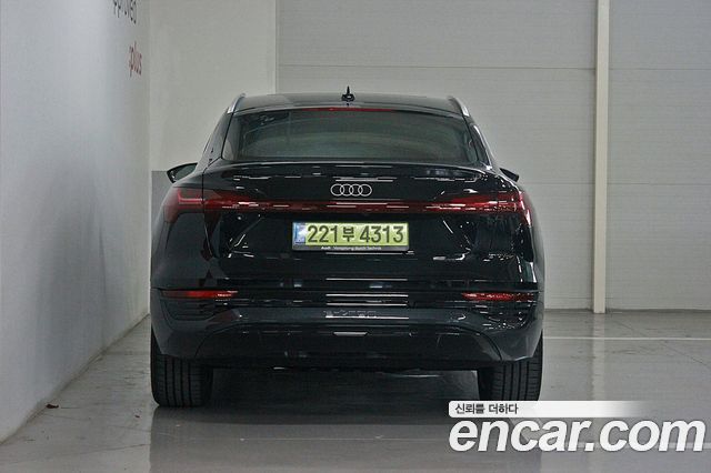 Audi Q8 e-tron GE 55 Quattro Sportback - фото 3