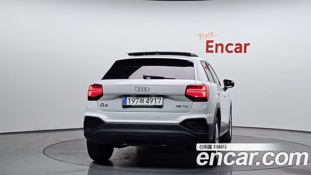 Audi Q2 35 TDI - фото 2