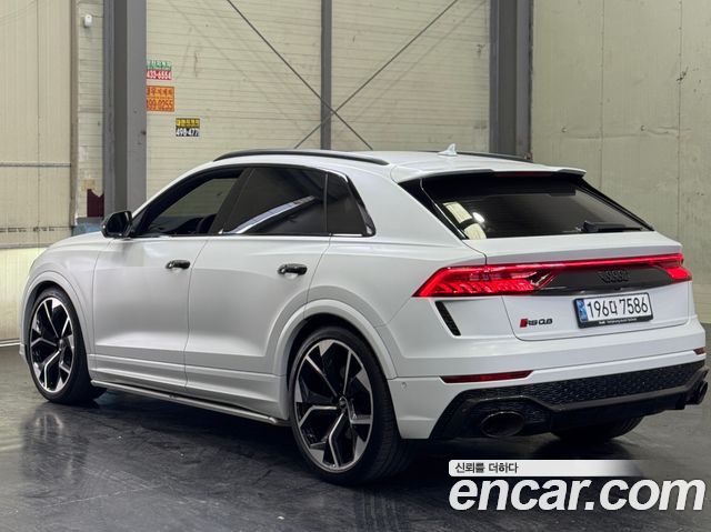 Audi RSQ8 4.0 TFSI Quattro - фото 2