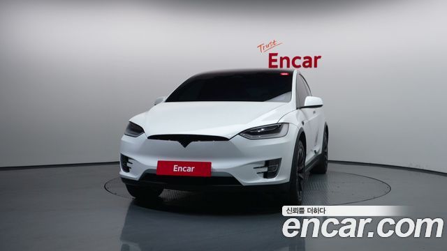 Tesla Model X Long Range - фото 2