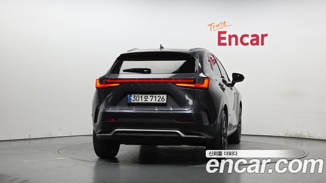 Lexus NX 2-го поколения F-Sport - фото 3