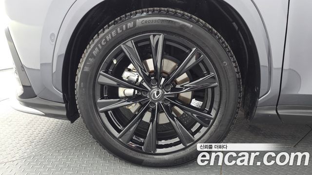 Lexus NX 2-го поколения F-Sport - фото 4