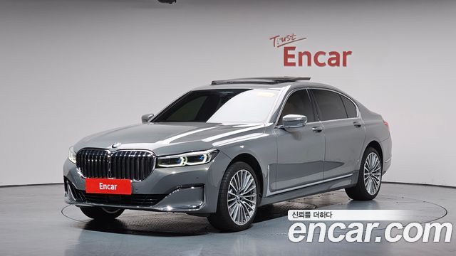 BMW 7-Series G11 740Li xDrive Design Pure Excellence - фото 0