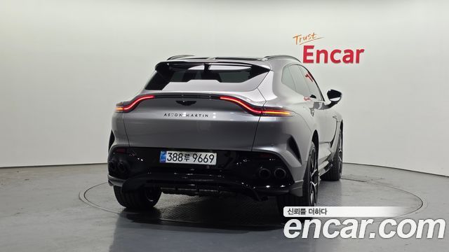 Aston Martin DBX 4.0 V8 707 - фото 3