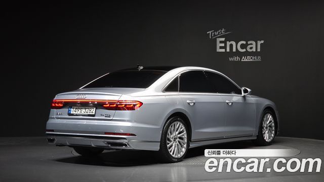 Audi A8 D5 55 TFSI Quattro LWB - фото 1
