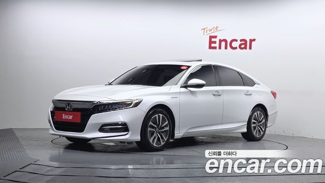Honda Accord 10-го поколения 2.0 Hybrid EX-L - фото 0