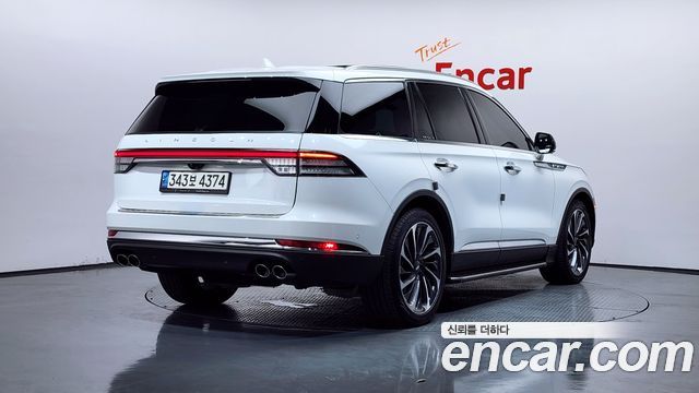 Lincoln Aviator 2-го поколения 3.0 Reserve AWD - фото 1