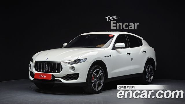 Maserati Levante 3.0 S AWD Premium - фото 0