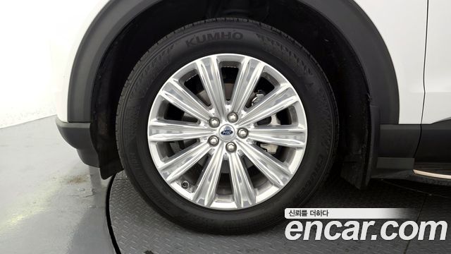 Ford Explorer 6-го поколения 2.3 LimIted 4WD - фото 4