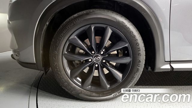 Infiniti QX50 2.0 Essential - фото 4
