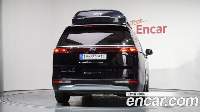 Kia Carnival 4-го поколения 9-Seater Signature - фото 3