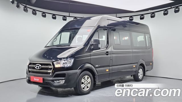 Hyundai Solati 15-seater deluxe - фото 0