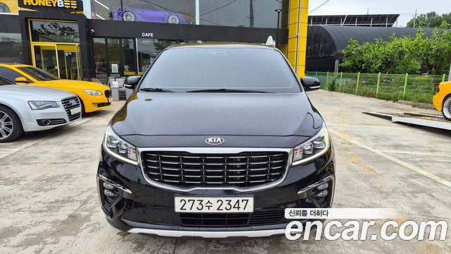 Kia Carnival Новый 7-Seater Limousine VIP - фото 2