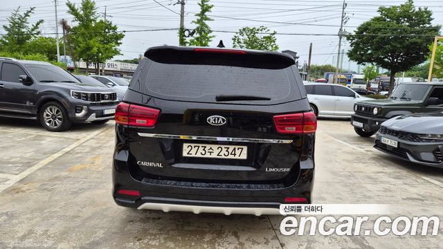 Kia Carnival Новый 7-Seater Limousine VIP - фото 3