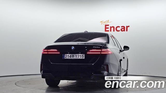 BMW 5-Series G60 523d M Sport - фото 3