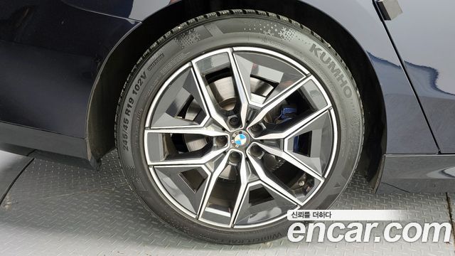 BMW 5-Series G60 523d M Sport - фото 4