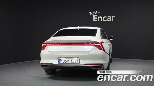 Kia K8 гибрид Noblesse - фото 3