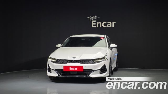Kia K5 3-го поколения 2.0 Signature - фото 2