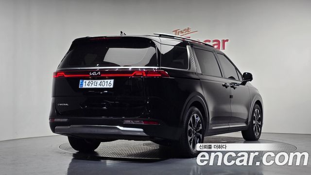 Kia Carnival 4-го поколения 9-Seater Signature - фото 1