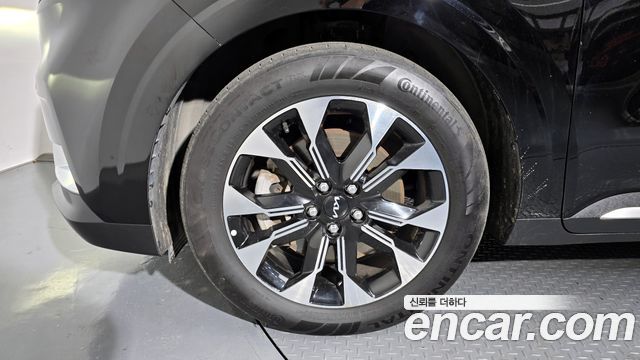 Kia Carnival 4-го поколения 9-Seater Signature - фото 4