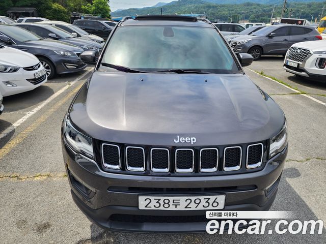 Jeep Compass 2-го поколения 2.4 Longitude AWD - фото 1