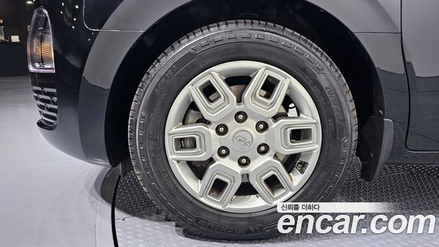 Hyundai Staria Tourer 9-Seater Modern - фото 4